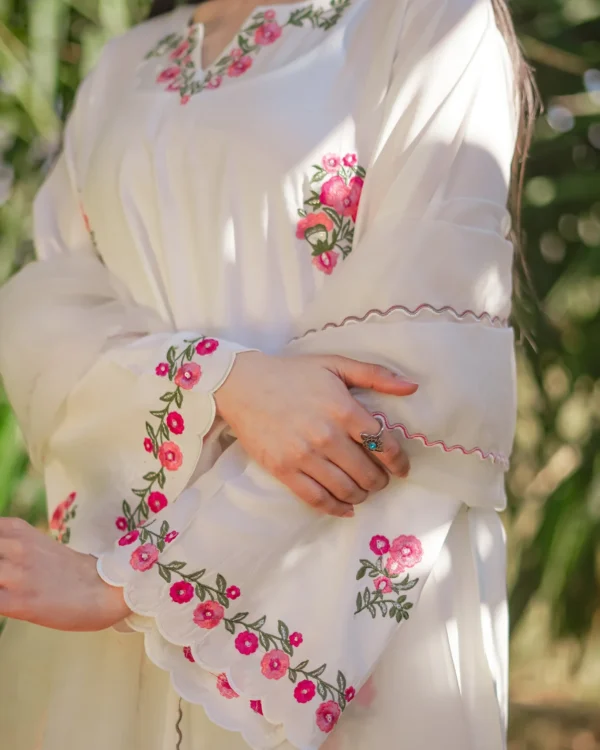 3‑Piece Embroidered Lawn Suit